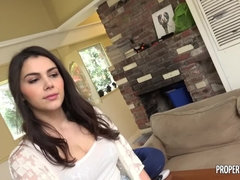 Gros seins, Sucer une bite, Brunette brune, En levrette, Européenne, Italienne, Seins naturels, Pov
