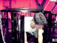 Anaal, Brits, Sperma shot, Reusachtig, Likken, Moeder die ik wil neuken, Moeder, Tieten likken