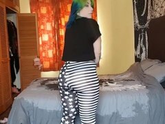Leggings Tease And Finger Fuck