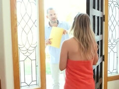 18 años, Verga grande, Rubia, Mamada, Familia, Madres para coger, Estrella porno, Adolescente