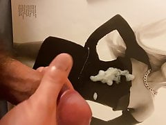 Cumming for Ariana Grande and licking it up 5