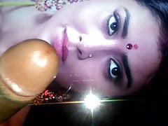 Shriya Saran Cumtribute mallu