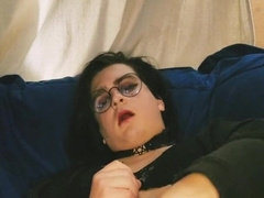 Femboy trap vapes and masturbates off