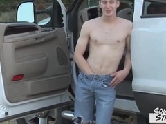 Watch as young and hot southern babe Carson Carver masturbates solo in the open air