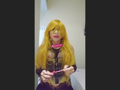 Crossdresser, amateur sissy, striptease