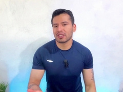 Endowed Cuban puts his 25cm member in a pal's gullet