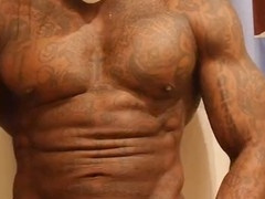 People worshiping a massive black cock feat. Hallelujah Johnson in exchange for cash