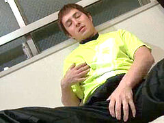 tugging asian blows fountain