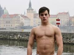 Kent Mills is a total stud and his muscles are GREAT