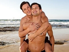 Brysen and Cole enjoying acrobatic anal, all sweaty