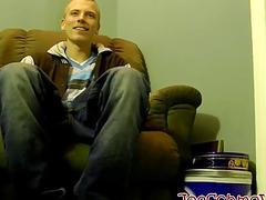 Redneck shows how he likes to stroke his pole