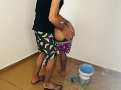 The Engineer Engages Arab Construction Employees in Bang-out