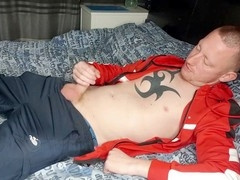 tomtom with big ginger cock