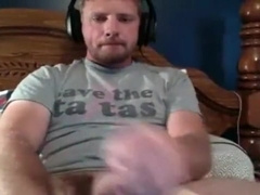 Hot Guy With a Huge Dick Jerking off on Webcam
