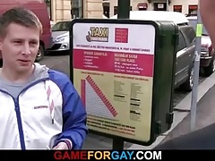 Gay dude seduces cute hetero taxi driver