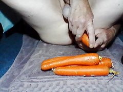 Eddy loves inserting carrots in his arse