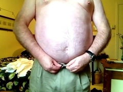 Bear Daddy's Striptease