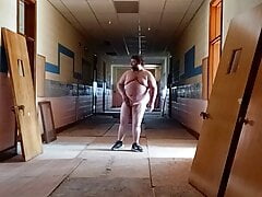 Mofo2121 walks around an abandoned school naked