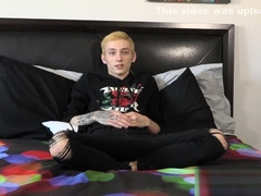 Adorable twink Justin Stone makes cock cum in solo interview