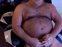 Gorgeous dad hairy man 240719