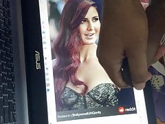 Katrina Kaif mutual masturbation. 2 dicks on raand katrina