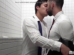 two Mormon twunks hook up in the douche secretly