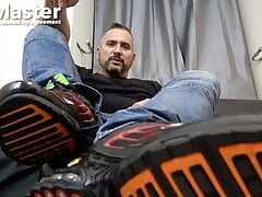Foot Master jerks uncut cock with messy food PREVIEW