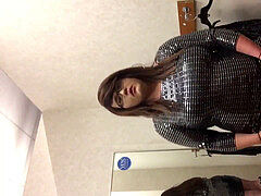 femmes switching apartment cum spray.