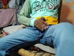 Indian stud porno spunk flick nude Indian guy fapping