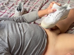 Average body snkrluvr69 serves as sneaker slave and gets fucked in sneakers