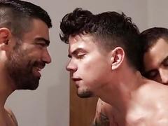 threesome double barefuck