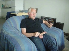 Str8 daddy a quick wank 13