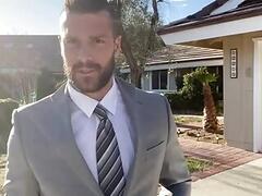 Ramon Nomar cums dressed in a suit