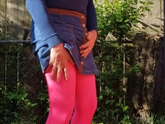 Cd outdoors, perceiving myself, fap and jism in my nylon stocking and micro-skirt.