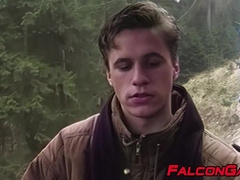 Irresistable oral fuck between Alex and Viktor in a cable car