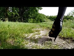 High Heel walk in lycra