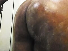 I admire my phat juicy wet ass booty