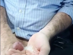 Bus Getting off: Amateur Jizz Shot