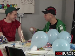 Deacon Hunter breaks in Milo Millis teen hole for his birthday ride