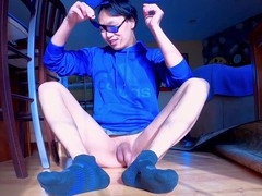 Man peeing, men pissing, gay ass