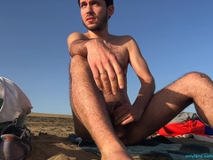 Public beach wanking (and a man is watching me!)
