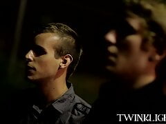 Naughty men Kain Lanning and Jonathan Cole fuck in shower