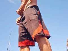 Hotsportfitboy masturbates on the beach
