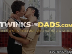 Adorable twinks Maxxie Rivers and Dennis O' Bryan bareback relentlessly