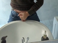 see my face while I wiggle my uber-sexy trunk