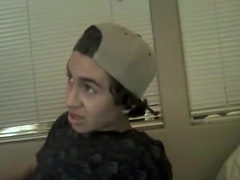 Dont Look 2 Shy Boys With Barrier