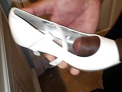 Super tight very small shoe