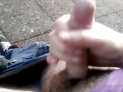 Handjob in the muse wood