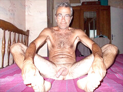 naked oldies sitting