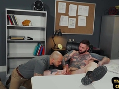 THE HANDBALLING BAR - Inked teddy fisted by fur covered deep-throating fantastic BEAU